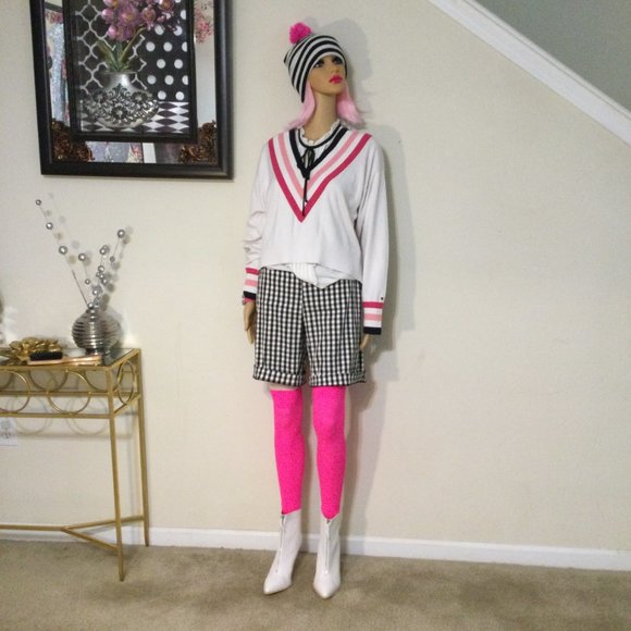 BLACK AND WHITE PLAID KNEE LENGTH BERMUDA SHORTS - Picture 3 of 6